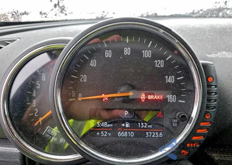 2017 Mini Cooper S Clubman All4 из США, поврежденный, VIN WMWLU5C52H2E81021